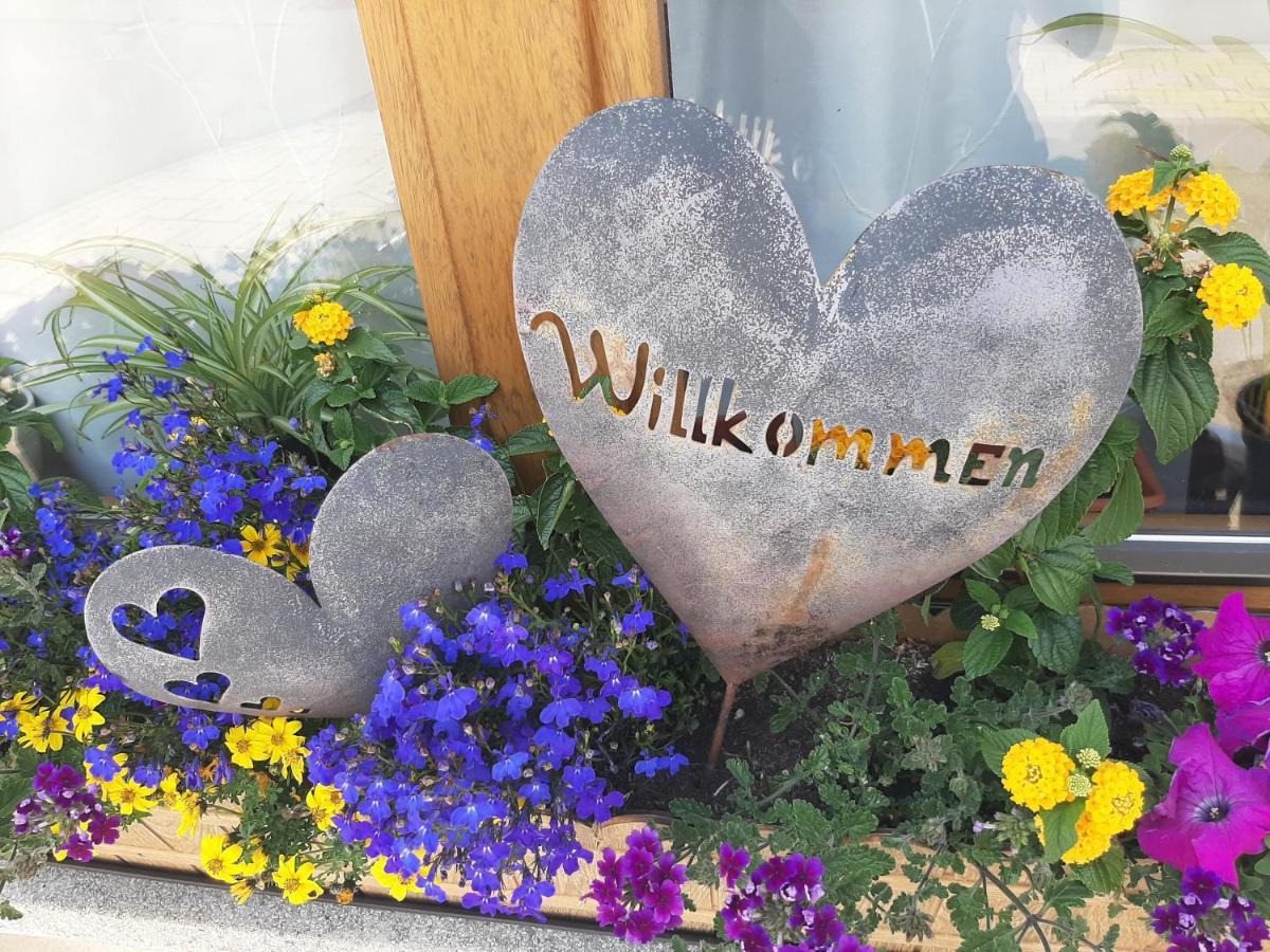 Gaestehaus Pension Waldhorn Weilen unter den Rinnen 外观 照片